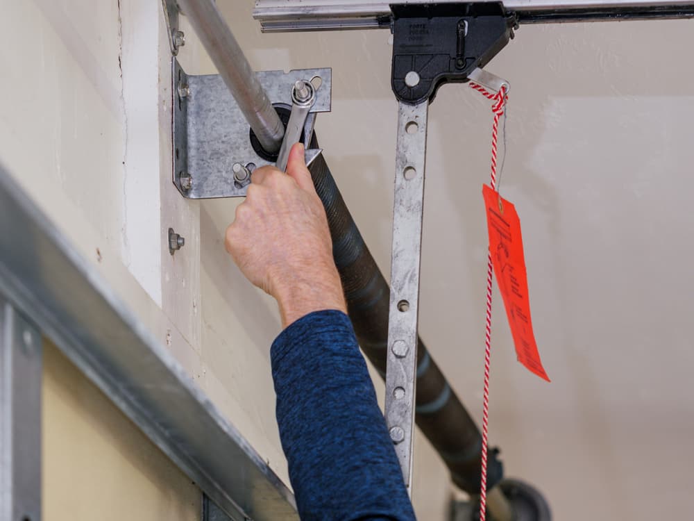 garage door repair in Victorville, CA