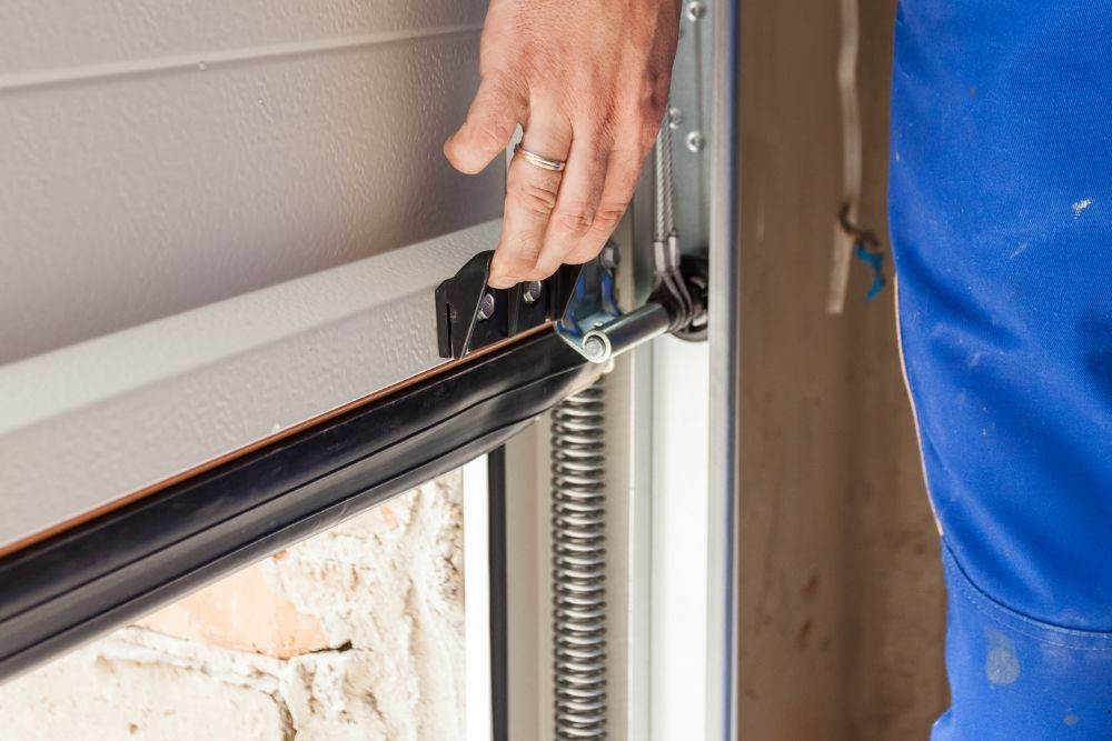 affordable garage door maintenance Victorville CA