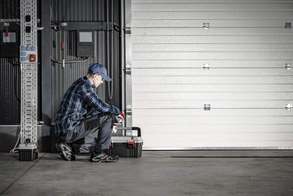 emergency garage door repair Victorville CA