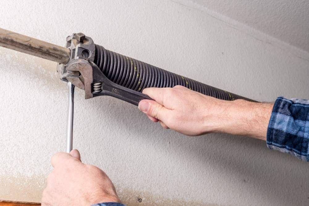 garage door spring repair Apple Valley CA