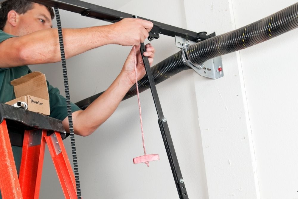 noisy garage door repair Victorville CA